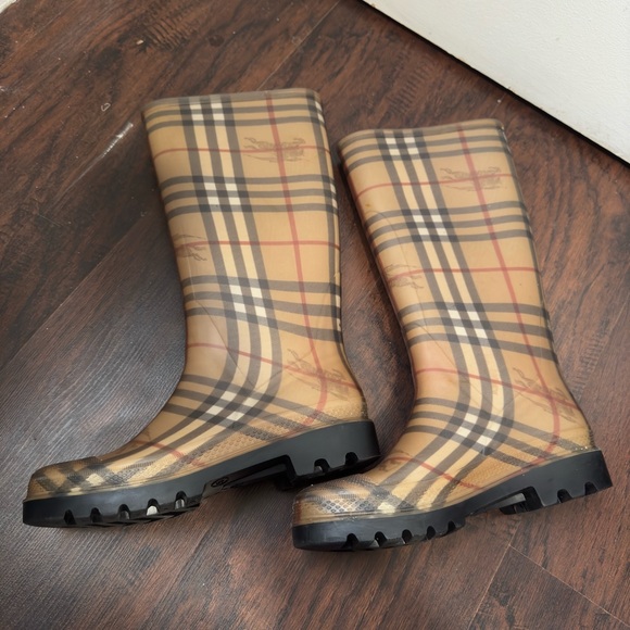 Burberry Plaid Rain Boots Sz 38 - Picture 8 of 14